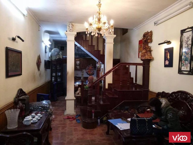 Bán nhà 4 tầng phố Điện Biên Phủ, dt 40m2, mt 3,5m. Giá 10,8 tỷ.