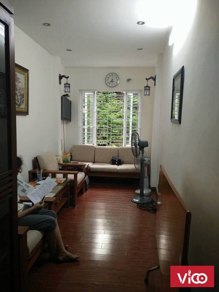 Bán nhà trong phố Đê La Thành 3.9 tỷ, DTSD 140m2 Kinh doanh cho thuê tốt