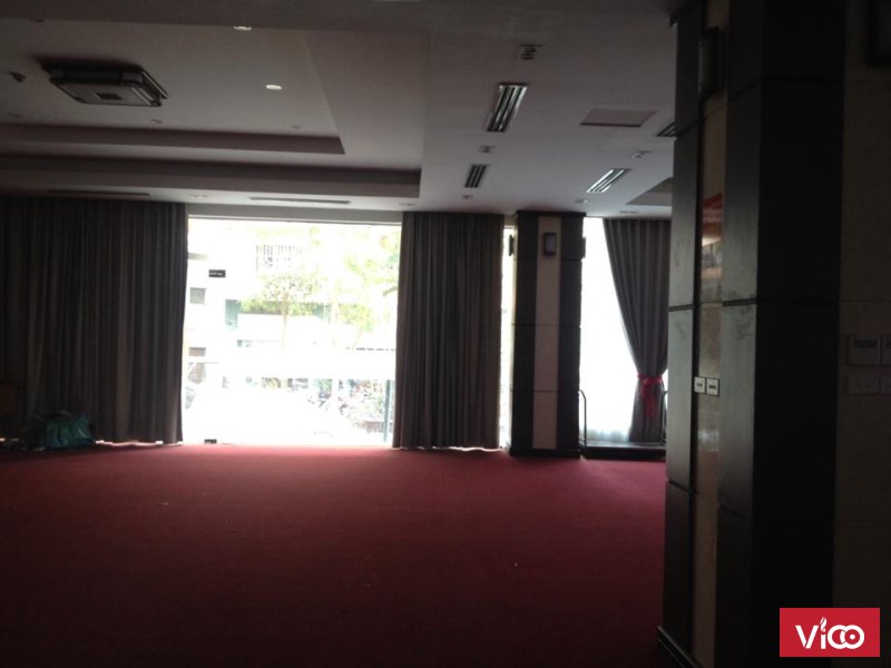 Cho thuê cửa hàng Lê Văn Lương 400m2 150 triệu