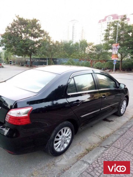 Cần bán gấp Xe Toyota Vios E đời 2010 chính chủ, màu đen, biển Hà Nội