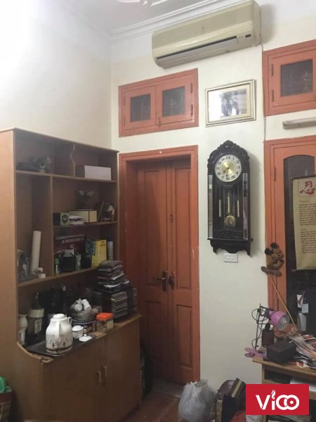 Bán nhà vị trí đẹp giá rẻ phố Đặng Văn Ngữ 35m2, 5 tầng, 2.9 tỷ.