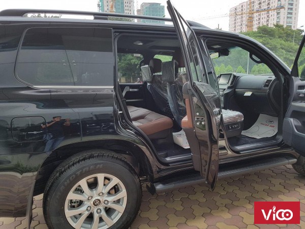 Bán Toyota Landcruiser 5.7L 2016 nhập Mỹ