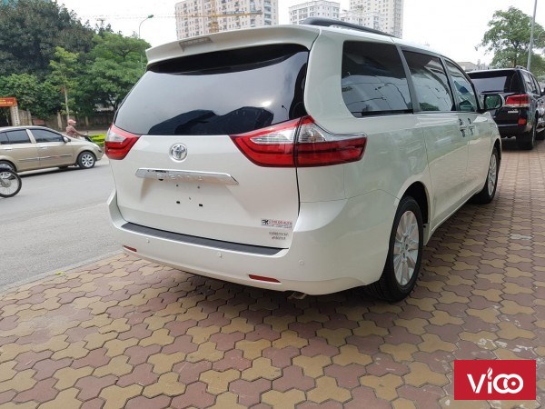 Bán Toyota SIENNA LIMITED nhập khẩu