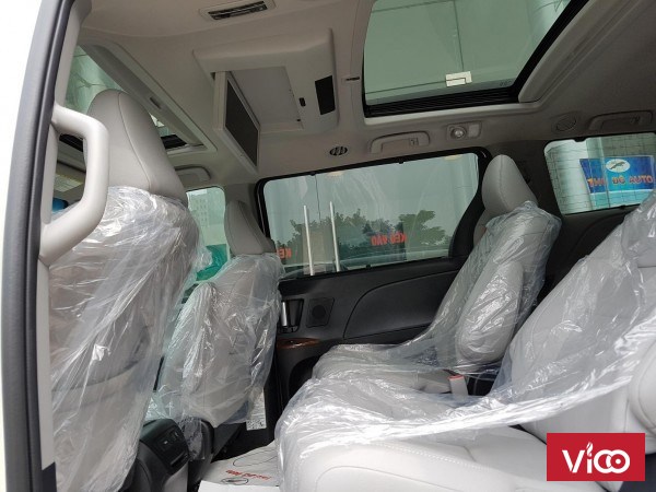 Bán Toyota SIENNA LIMITED nhập khẩu