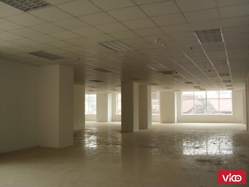 Cho thuê cửa hàng đường Quang Trung, Hà Đông 130m2, MT 9m