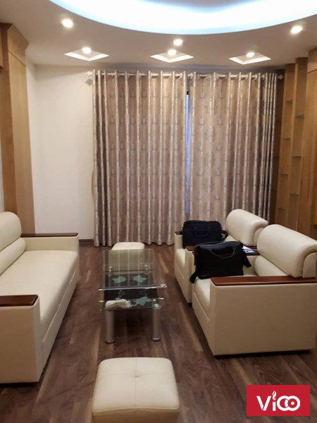 Gấp Nguyễn Đình Hoàn 54m2, ô tô, vỉa hè, hiện đại, giá 7.5 tỷ LH 0962154728