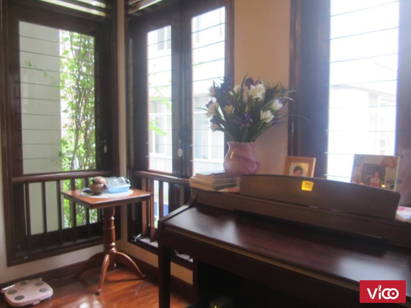 Phân lô VIP Cầu Giấy, gara, Dt 60mx5, Mt 4.6m, giá 9.5 tỷ