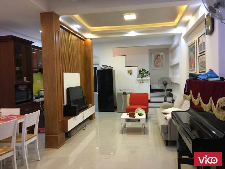 Bán gấp nhà cạnh TTTM Emart,đường Phan Văn Trị P11 Bình Thạnh 50m2 5,3 tỷ