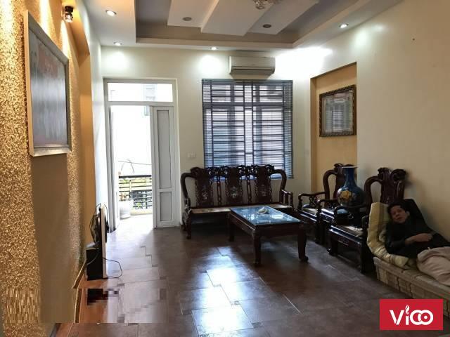 Cho thuê nhà 80m2 4 tầng đủ đồ phố giáp bát giải phóng