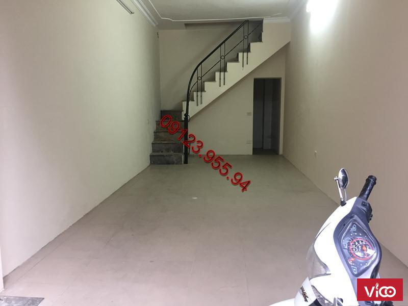 Nhà riêng phố chùa vua trần khát chân dt35m2x3t giá 22tr