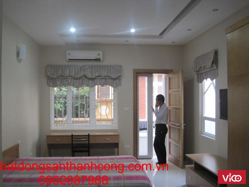 Cho thuê căn hộ dịch vụ đủ đồ phố Triệu Việt Vương giá 8 triệu