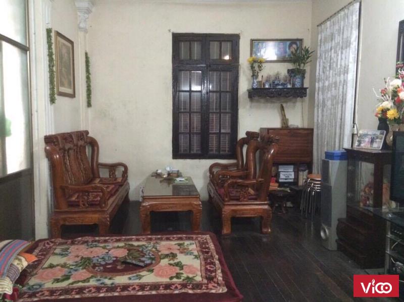 Cho thuê nhà mặt đường, tầng 2, ngã ba Hàng mã Phùng Hưng