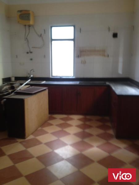 Cho thuê Biệt Thự Bán Đảo Linh Đàm, 275m2 , xây dựng 100m2x4T