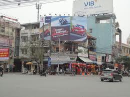 Cho Thuê Nhà Kinh Doanh Mỹ Phẩm, Quần Áo, Giầy Dép, Túi Xách, Kính Mắt