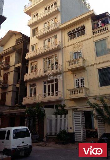 Nhà ngõ 100 Hoàng Quốc Việt. Dt 65m2 x 5 tầng, thang máy., đường 6m, giá 20tr/th