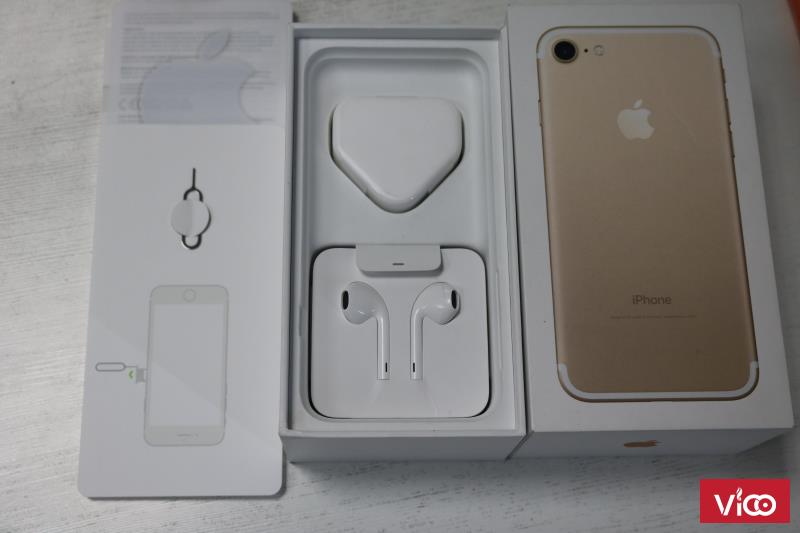 Iphone 7 32G gold FPT phân phối chính hãng tại VN