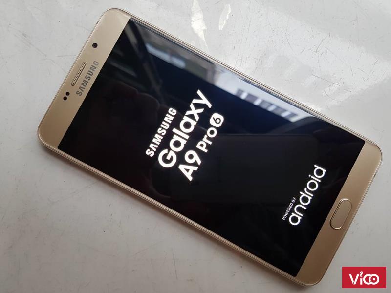 Samsung Galaxy A9 Pro dual 2 sim A910F/DS gold hàng công ty SSVN bh 14/11/2017 bán hay đổi