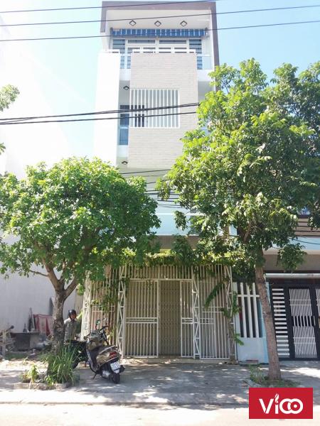 Bán nhà 4 tầng số 57 Nguyễn Lộ Trạch, có 7 phòng ngủ, để lại toàn bộ nội thất, giá có thương lượng