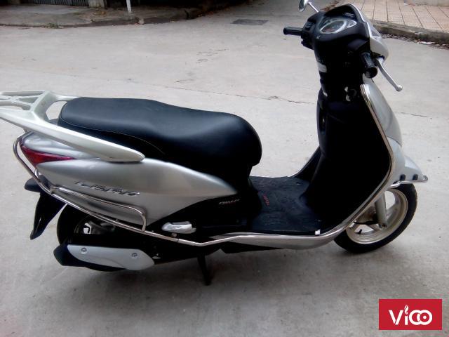 Bán xe Lead màu bạc đời 2010