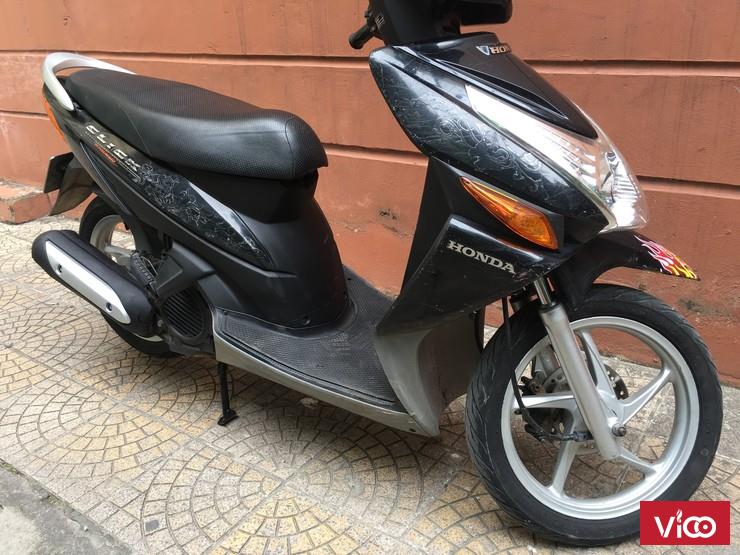 Honda Click 2009 màu đen chính chủ từ mới biển 30Z 5 7896 còn chất 14,5tr