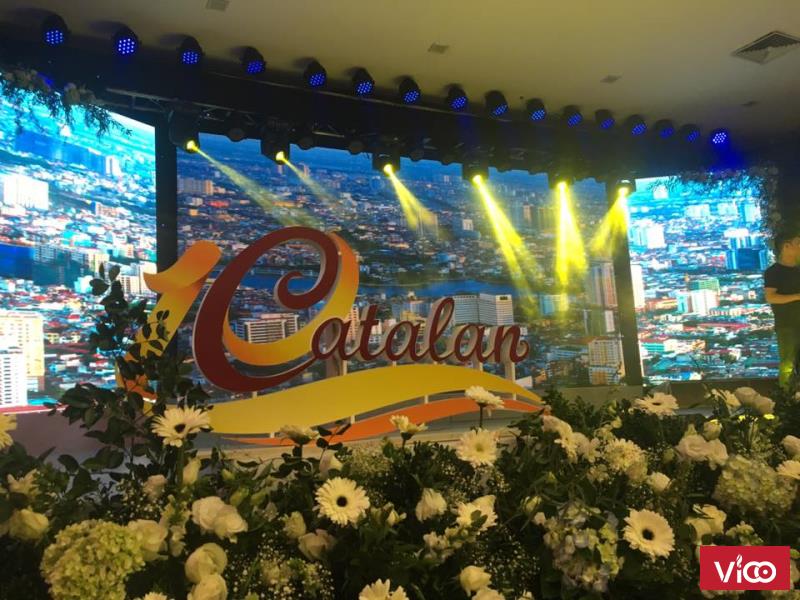 Cho thêu màn hình Led trong nhà, màn hình Led ngoài trời