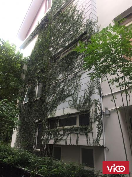 Bán Biệt thự KDC Phú Long, Đường Nguyễn Hữu Thọ Nhà Bè, có sân vườn riêng giá 15 tỷ