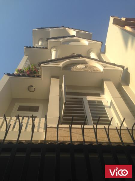 Bán nhà mặt tiền Tân Canh Tân Bình, dt 7x19m, 3 lầu.