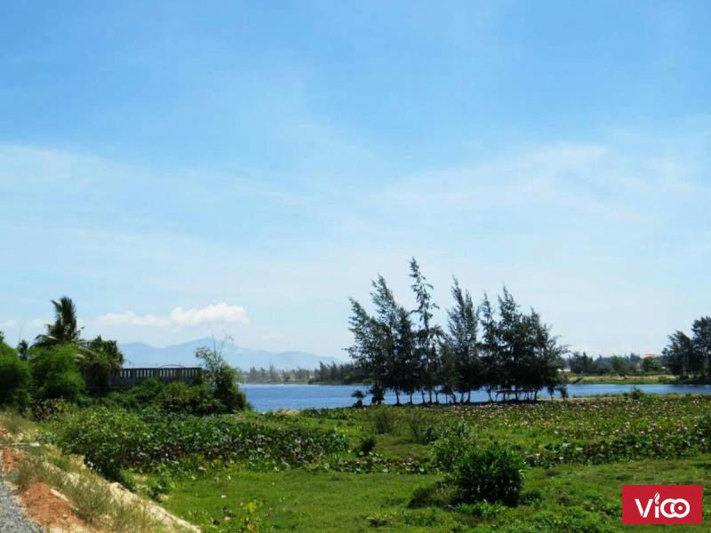 Bán nhanh lô biệt thự 2 mặt tiền giá rẻ ngay FPT City