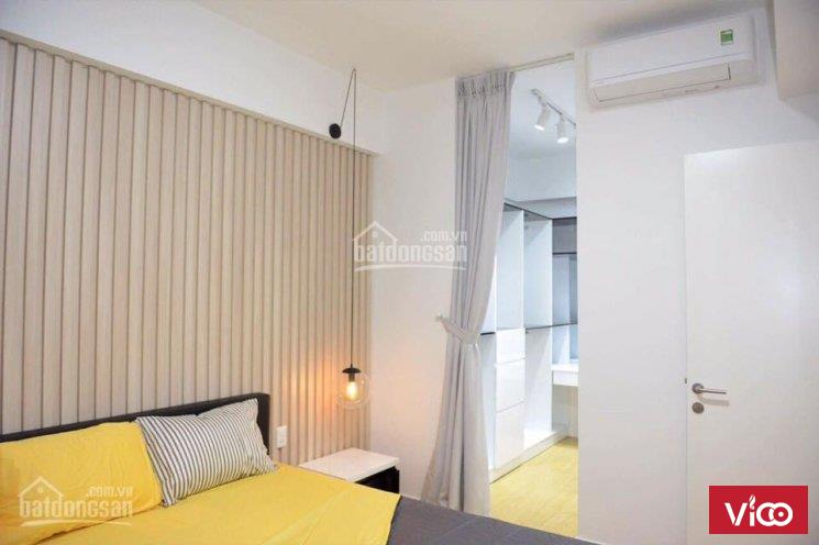 Cho thuê CH 2PN Vinhomes, full nội thất cao cấp , tầng đẹp, view sông Sài Gòn, giá 18tr/tháng