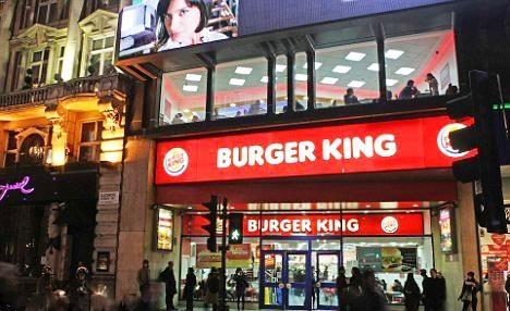 Khách cũ hết HĐ nên chính chủ cần cho thuê nhà Bùi Viện, Quận 1, khu Tây 9x19m. Giá Thương lượng