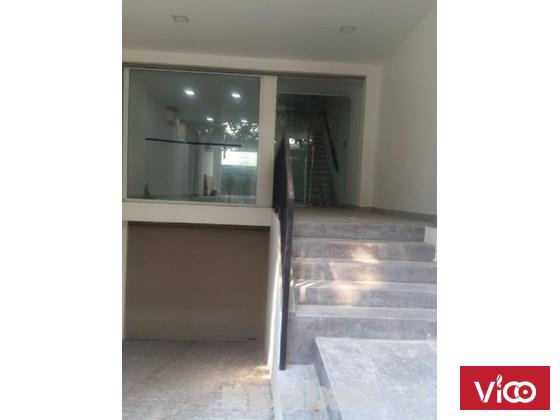 Mặt Bằng Mặt Tiền Đường30m, có hầm xe kho