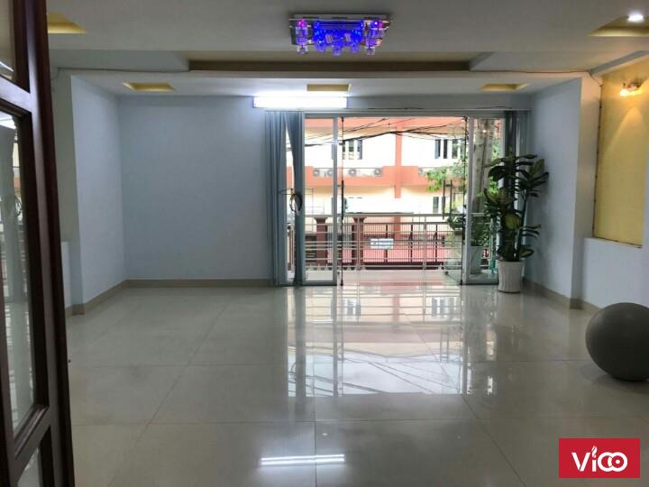 Cho thuê văn phòng mặt tiền quận 7 chính chủ giá rẻ an ninh gần ĐH Tôn Đức Thắng và RMIT