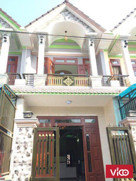 Bán nhà ngay chợ Tân Long Dĩ An Bình Dương