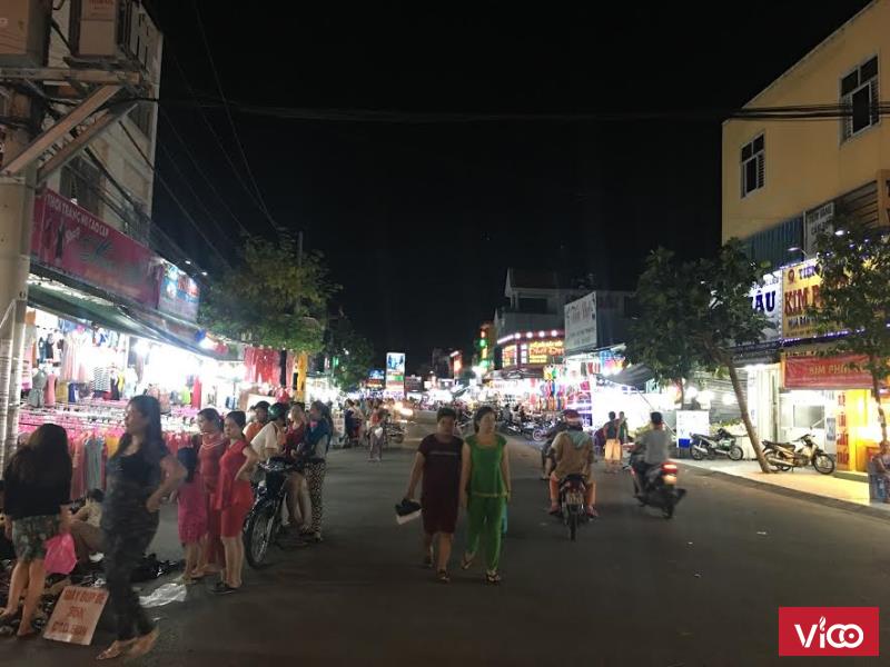 Bán nhà đường D5 khu Việt Sing bình dương rất sầm uất