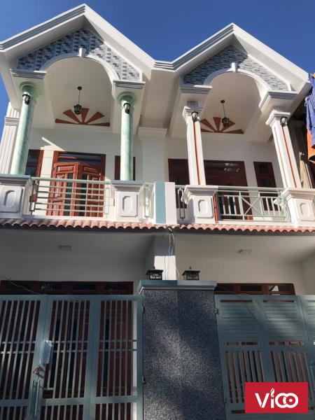 Bán nhà đông hòa ngay ngã ba cây lơn dĩ an 92m có sân để xe hơi