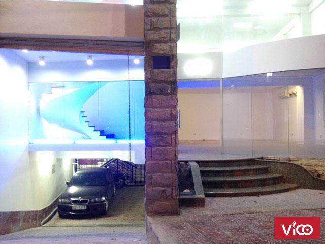 Tòa nhà mới đẹp cho thuê hoặc bán gấp mặt tiền đường Trường Sa, Phường 2, Quận Phú Nhuận