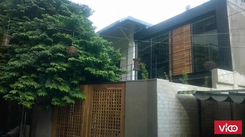 Bán gấp biệt thự hẻm nội bộ 4m Hai Bà Trưng, Quận 3 18m x 18m, 1 lầu, sân vườn, gần Trần Cao Vân.