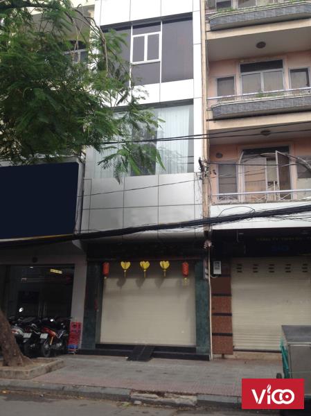 Cần cho thuê gấp nhà mặt tiền Calmette. Quận 1, đường trung tâm sầm uất DT 406m2