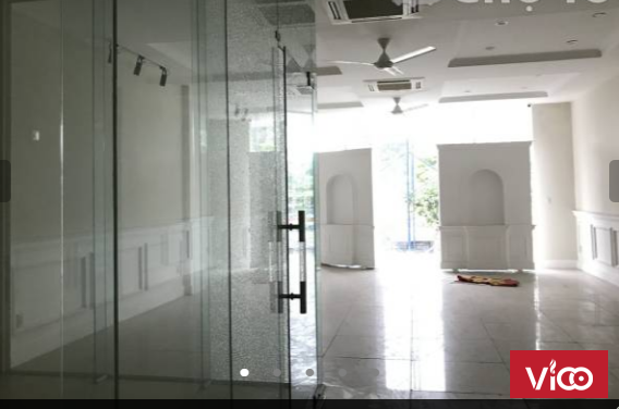 Cho thuê nhà mặt tiền số 1012 bis, đường CMT8, Phường 3, q.Tân Bình,DT 5.2 22