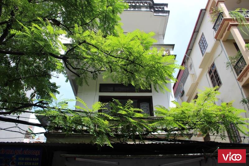 Cho thuê nhà 3 tầng, 60m/sàn, diện tích 200m2, khu vực Nguyễn Văn Huyên Chùa Hà