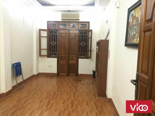 Cho thuê nhà 35m2 5 tầng phố Phương Mai