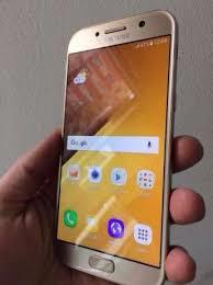 Bán 2 em Samsung A5 2017 Gold chông nước hàng công ty