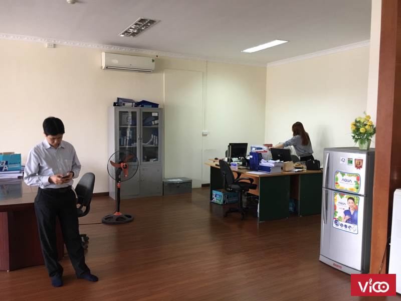 Cho thuê văn phòng DT 50m2, 150m2 phố Xã Đàn, giá chỉ 160 nghìn/m2/tháng