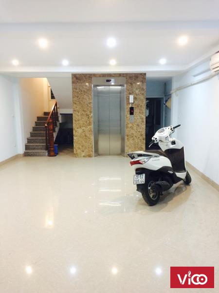 Cho thuê nhà ngõ phố Trần Quang Diệu, 70m2 x 5 tầng, có thang máy, 35 TRIỆU