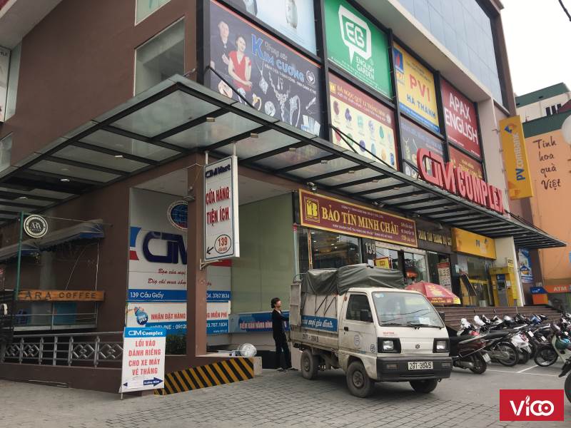 Cho thuê mặt phố Cầu Giấy 300m2 tầng 1