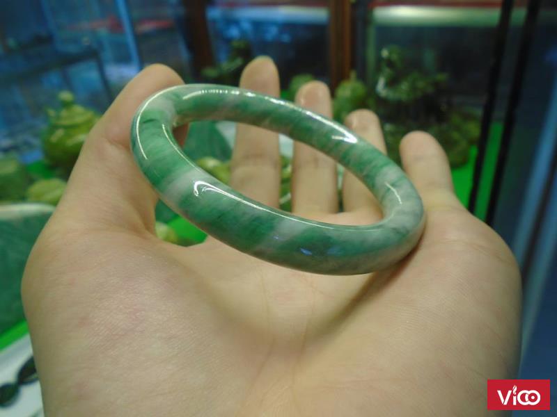 Vòng Ngọc Jade xanh lá chuối