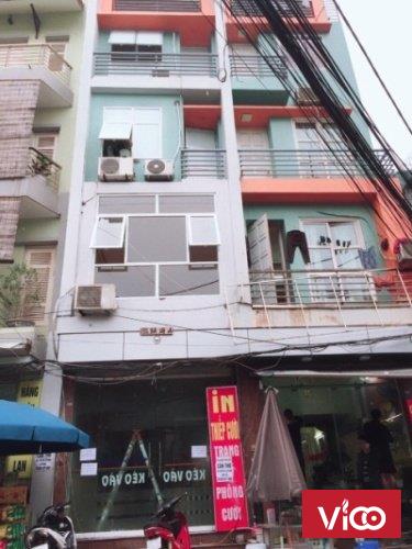 Cho thuê nhà 40m2 x 5 tầng, hẻm xe hơi, ngõ 562 cách mặt đường Láng 50m