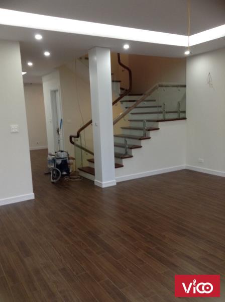 Cho thuê shophouse 95m2 X 5Tầng vinhomes gardenia hoàn thiện tại MẶT ĐƯỜNG giá rẻ