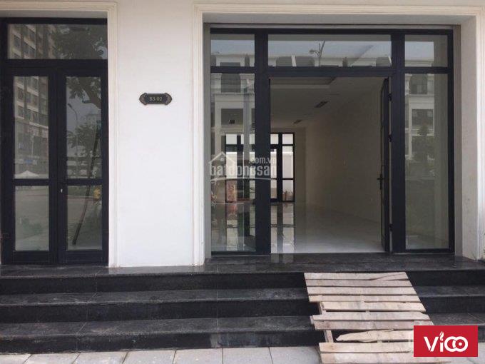 Cho thuê shophouse vinhomes gardenia dãy B18 trực diện chung cư 250m2x5T giá rẻ nhất khu
