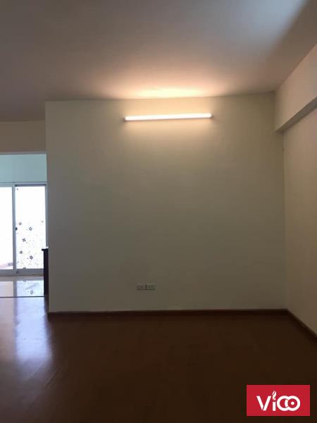 Cho thuê căn họ chung ở intracom2 84 m2 chia thành 2 ngủ làm vp hoặc ở